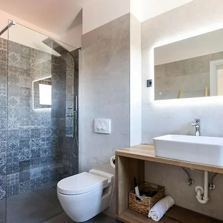 Villa In Suko An With Swimming Pool *
